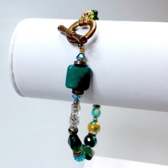 Beaded Toggle Bracelet Handmade Gold & Teal - Picture 4 of 8